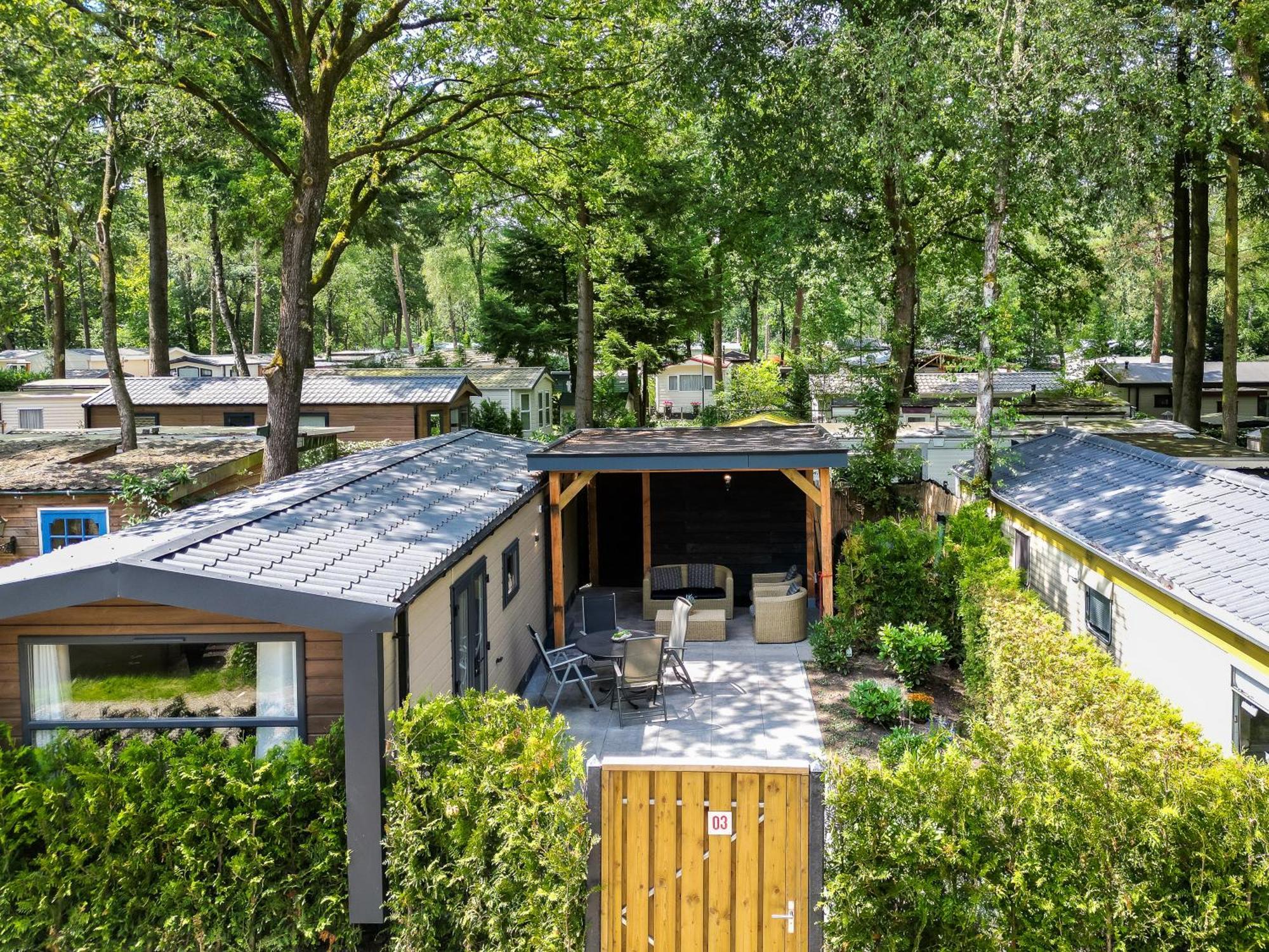Veluwe Hoenderloo Luxury Chalet With Private Sauna And Hot Tub - Swimming Pool Tennis Court Supermarket Bowling Alley Theatre And Entertainment For Children Bagian luar foto