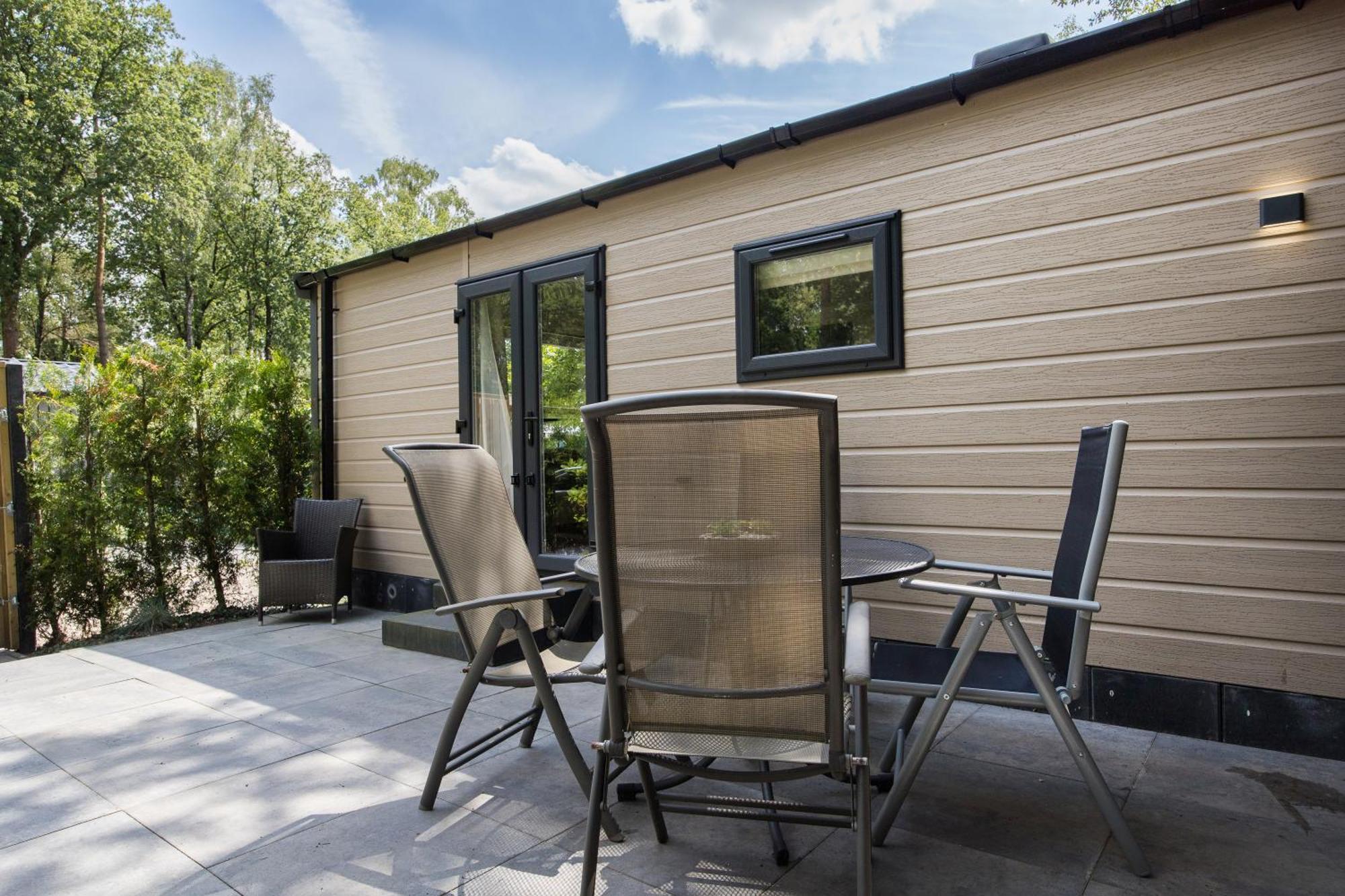 Veluwe Hoenderloo Luxury Chalet With Private Sauna And Hot Tub - Swimming Pool Tennis Court Supermarket Bowling Alley Theatre And Entertainment For Children Bagian luar foto