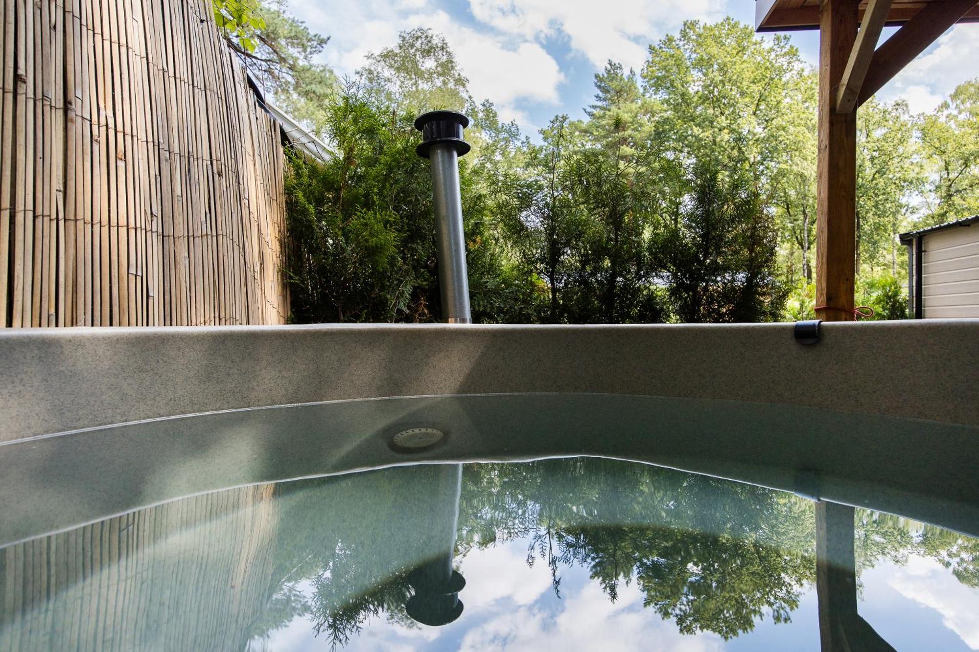 Veluwe Hoenderloo Luxury Chalet With Private Sauna And Hot Tub - Swimming Pool Tennis Court Supermarket Bowling Alley Theatre And Entertainment For Children Bagian luar foto