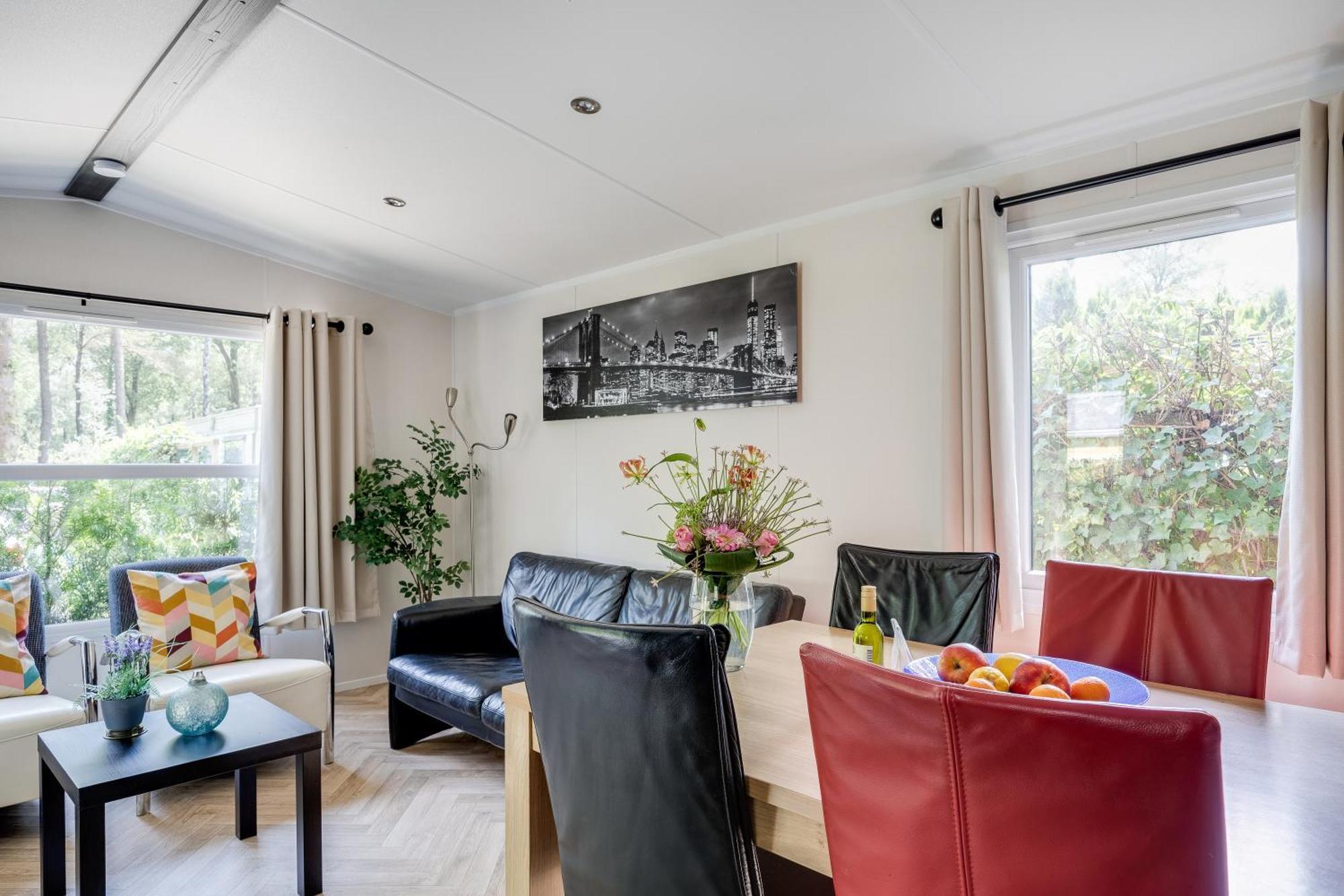 Veluwe Hoenderloo Luxury Chalet With Private Sauna And Hot Tub - Swimming Pool Tennis Court Supermarket Bowling Alley Theatre And Entertainment For Children Bagian luar foto